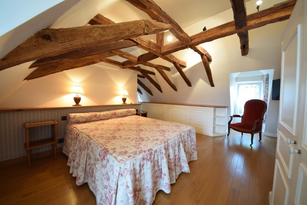 Bed and Breakfast Domaine De La Rocque Liorac-sur-Louyre Экстерьер фото