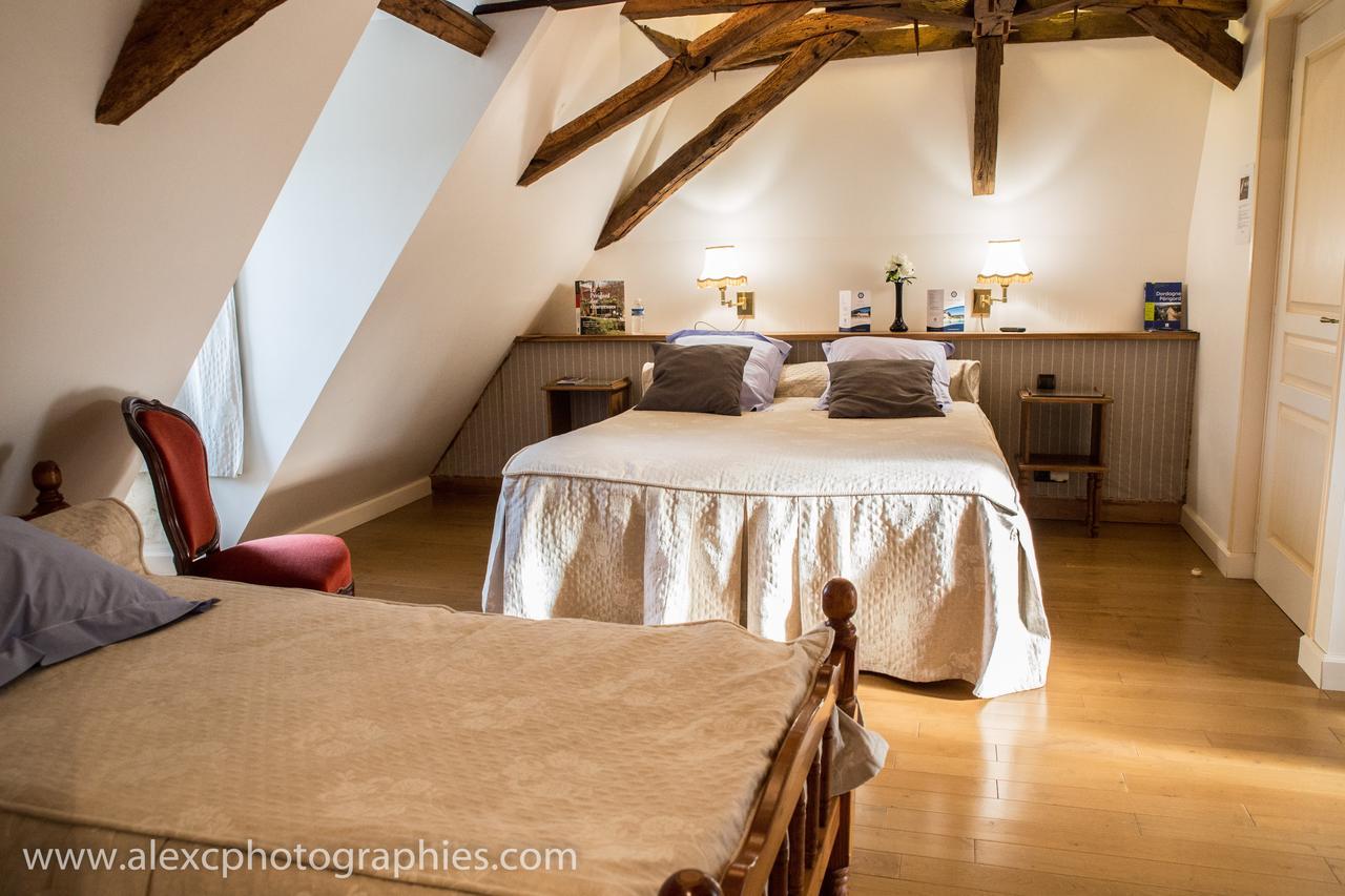 Bed and Breakfast Domaine De La Rocque Liorac-sur-Louyre Экстерьер фото